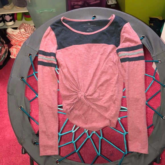 Red Shirt - Picture 1 of 2